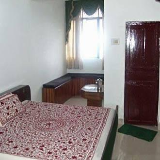 Hotel Surya Kiran ムスーリー エクステリア 写真